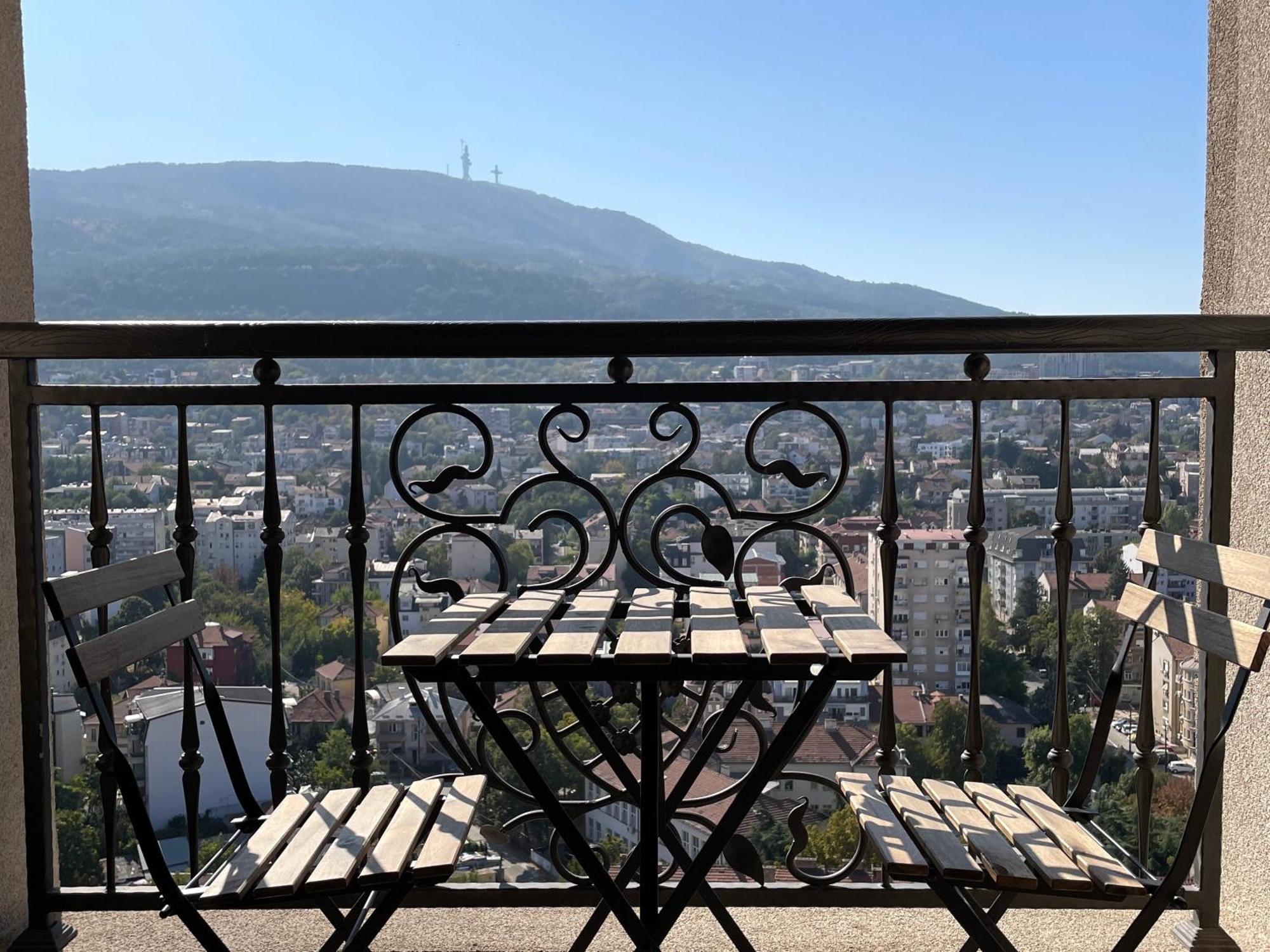Stylish Studio, Skopje Centre - Private Parking - Panoramic Views Εξωτερικό φωτογραφία